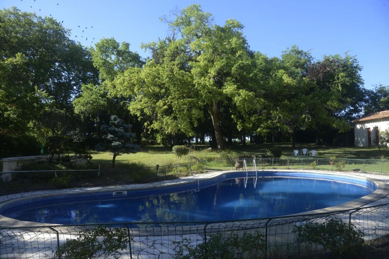 Chateau Rosemont - Grande Maison Familiale Campagne Dans Le Medoc Avec Piscine Et Tennis A 15 Mn Bordeaux Labarde Ngoại thất bức ảnh
