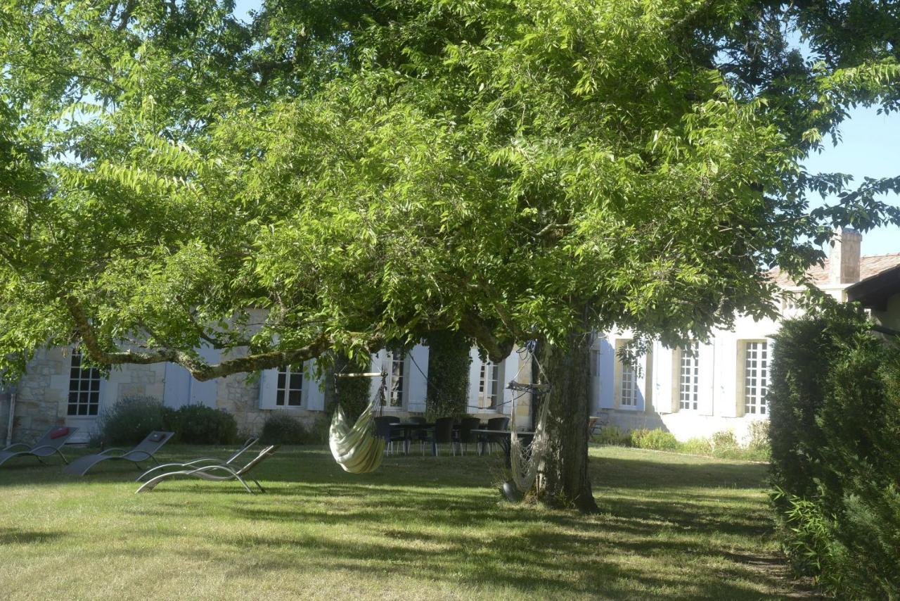 Chateau Rosemont - Grande Maison Familiale Campagne Dans Le Medoc Avec Piscine Et Tennis A 15 Mn Bordeaux Labarde Ngoại thất bức ảnh
