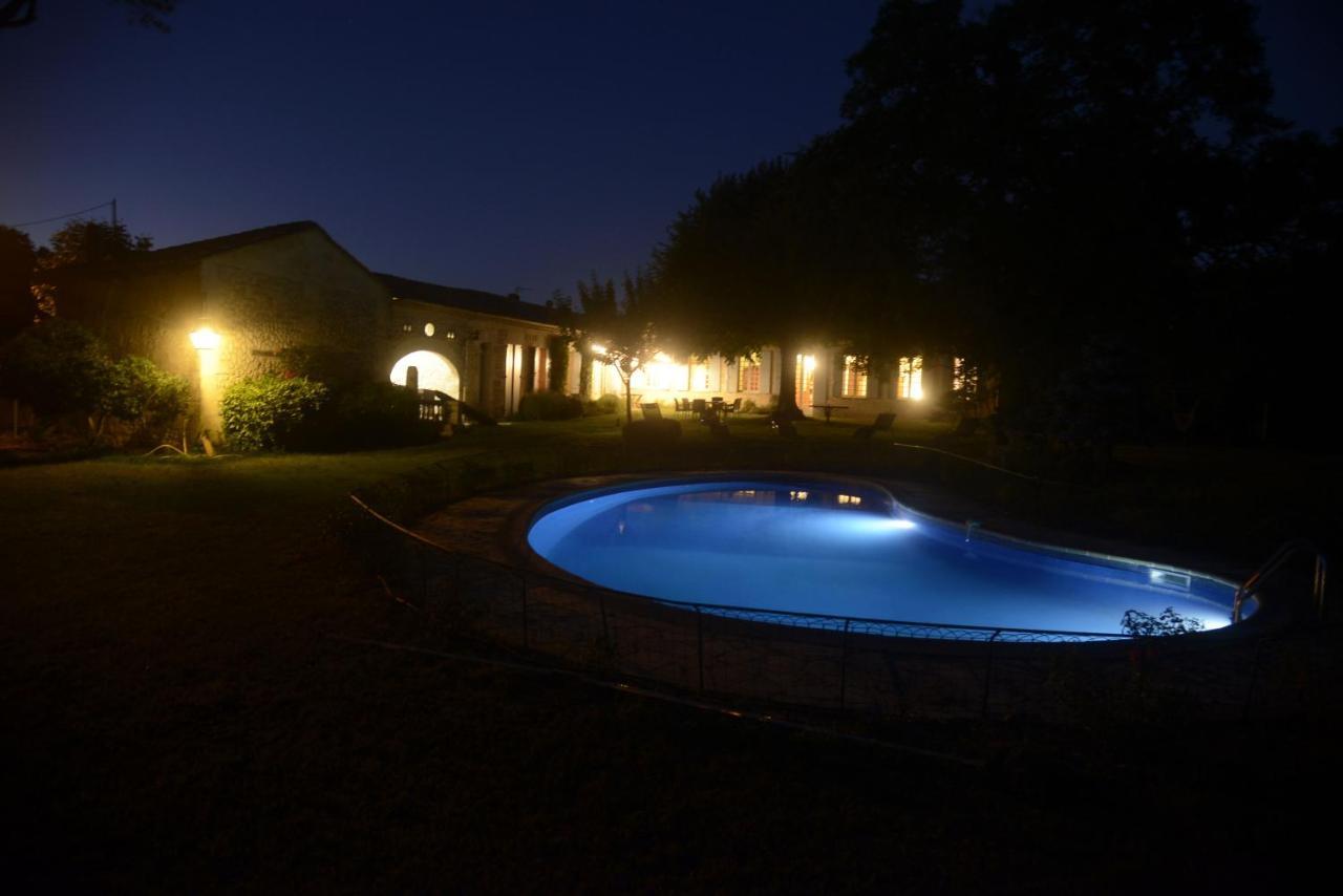 Chateau Rosemont - Grande Maison Familiale Campagne Dans Le Medoc Avec Piscine Et Tennis A 15 Mn Bordeaux Labarde Ngoại thất bức ảnh