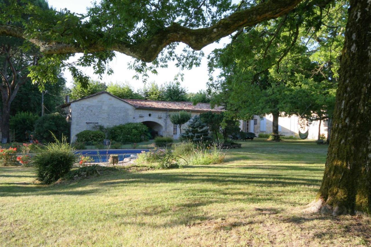 Chateau Rosemont - Grande Maison Familiale Campagne Dans Le Medoc Avec Piscine Et Tennis A 15 Mn Bordeaux Labarde Ngoại thất bức ảnh
