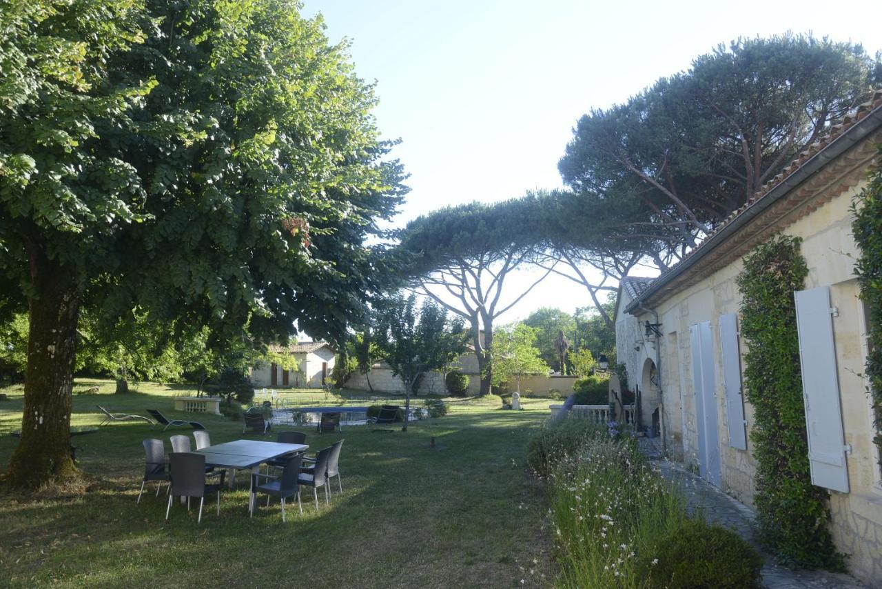 Chateau Rosemont - Grande Maison Familiale Campagne Dans Le Medoc Avec Piscine Et Tennis A 15 Mn Bordeaux Labarde Ngoại thất bức ảnh